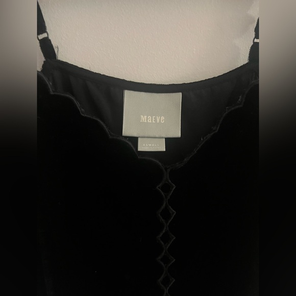 Maeve Anthropologie Black Scalloped Camisole Tank Top XS Adjustable Straps - Picture 3 of 5